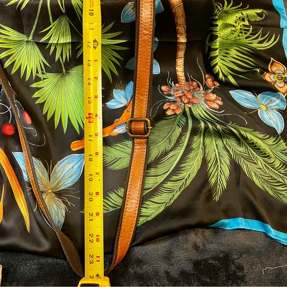 Patricia Nash Francesca Leather Embossed Crossbody Festival Boho Travel Bag Tan - Picture 11 of 14